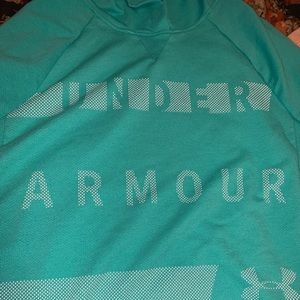 Under Armour Top